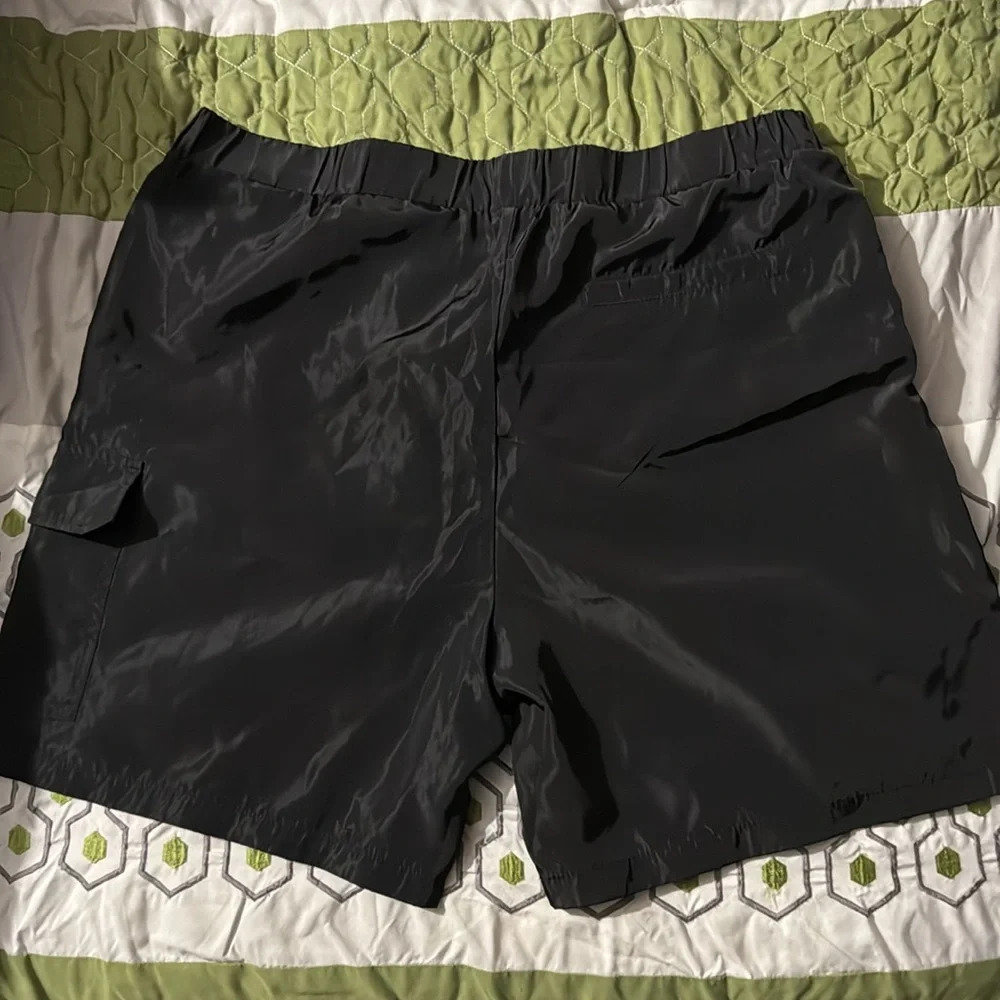 NWT Shein Cargo Shorts - Picture 3 of 3